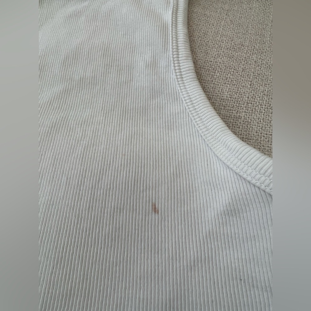 Zara Basic Rib Tank Top - Picture 4 of 4